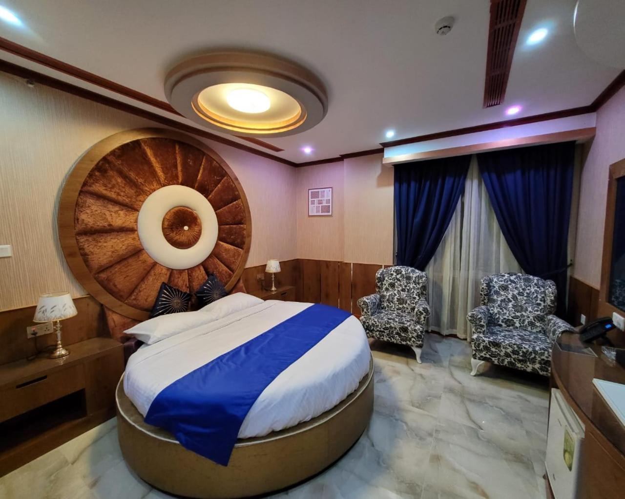 Camphor Hotel Ras el Kaïmah Extérieur photo