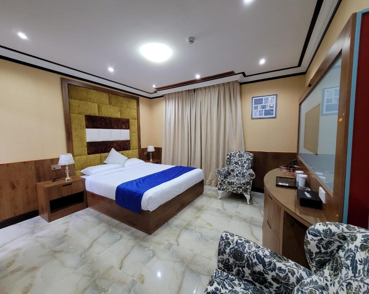 Camphor Hotel Ras el Kaïmah Extérieur photo