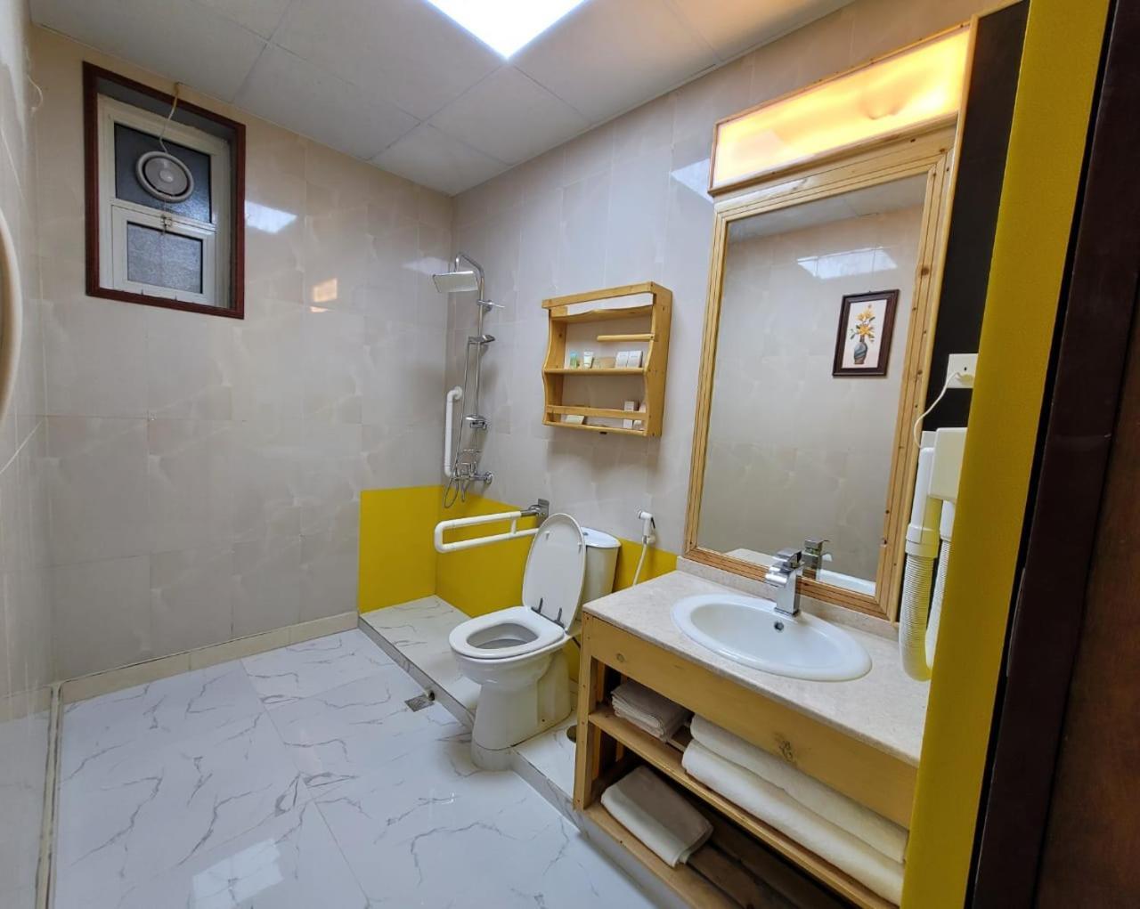 Camphor Hotel Ras el Kaïmah Extérieur photo